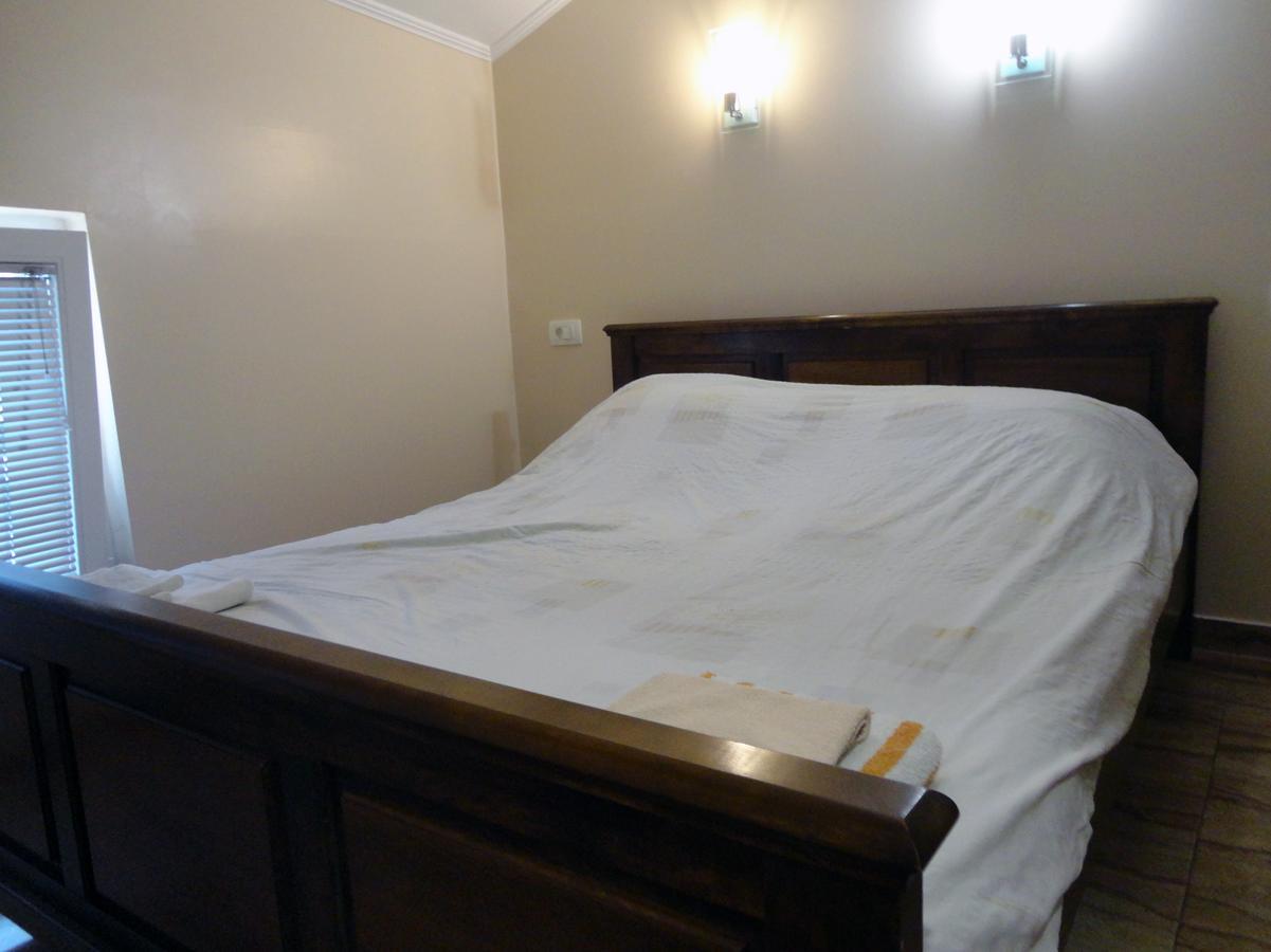Prenociste "Magnus" Bed & Breakfast Slavonski Brod Bagian luar foto