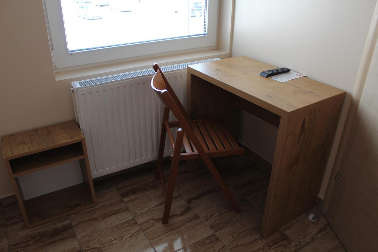 Prenociste "Magnus" Bed & Breakfast Slavonski Brod Bagian luar foto